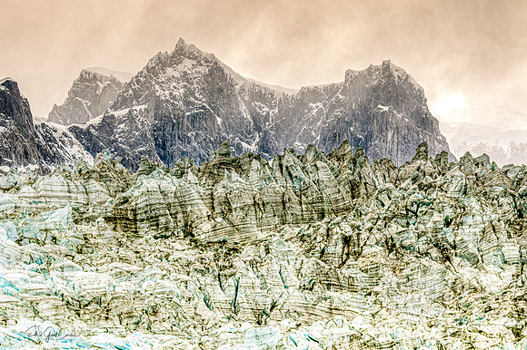 7D2G 2019-12-20-8913_AuroraHDR2019-edit